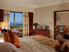 Four Seasons Hotel 